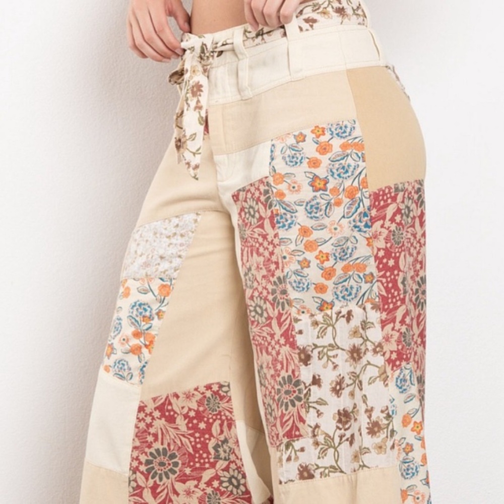 Floral Patchwork Wide Leg Pants - Picture 3 of 6